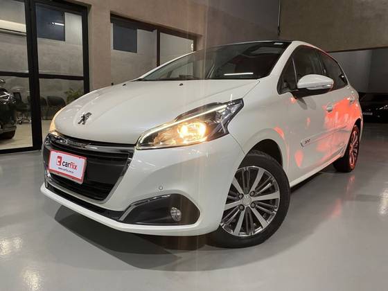PEUGEOT 208 1.6 GRIFFE 16V FLEX 4P AUTOMÁTICO